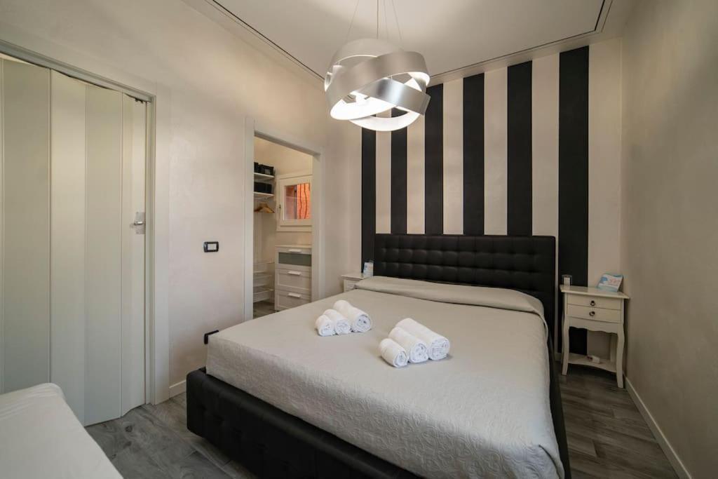 Montecolo Bay 1 Apartment Pilzone ภายนอก รูปภาพ