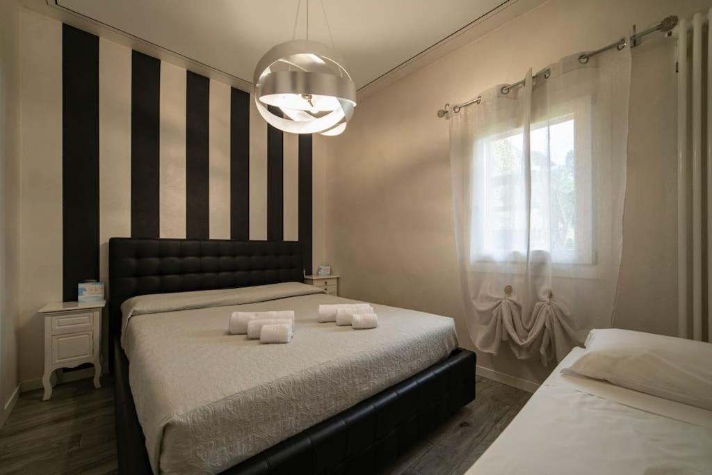 Montecolo Bay 1 Apartment Pilzone ภายนอก รูปภาพ